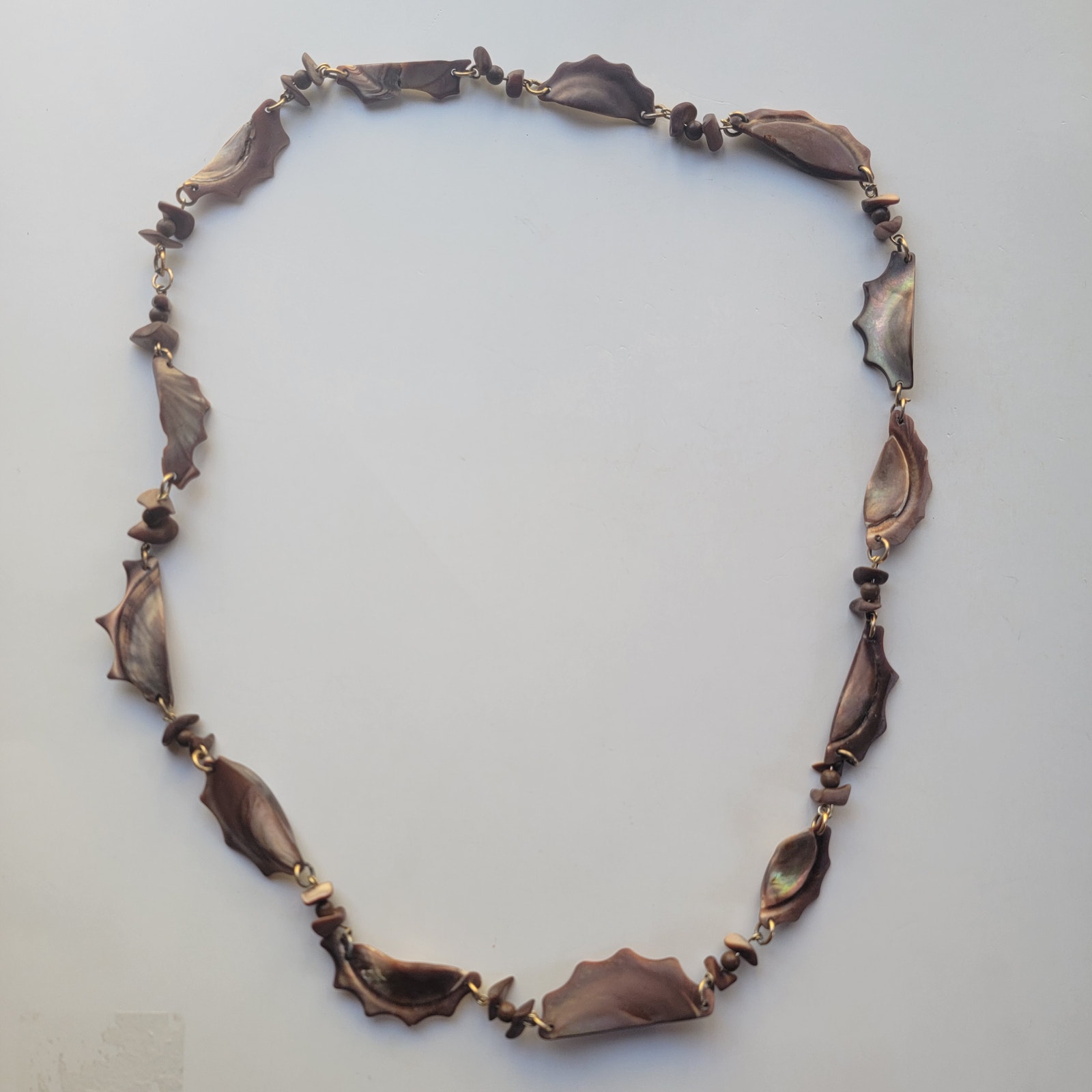 Vintage Brown Marbled Lucite Batwing Necklace Goldtone Links Mid Century Style 45$